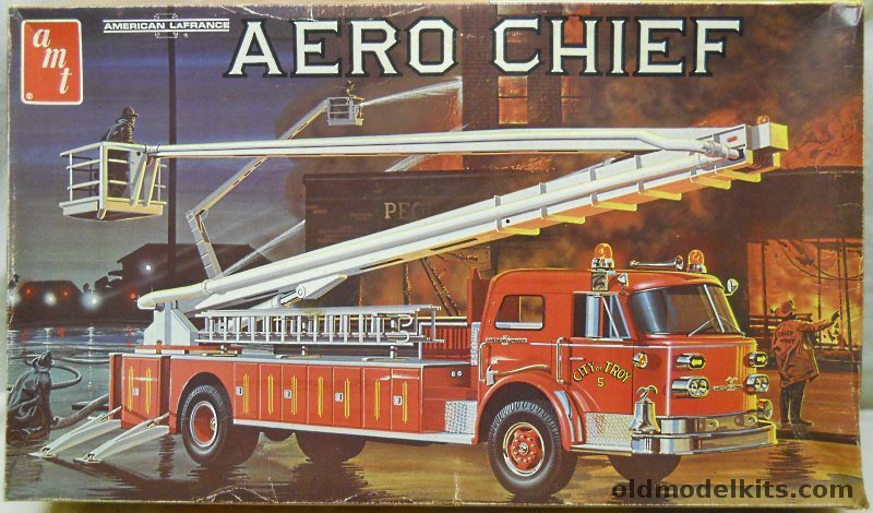 AMT 1/25 American Lafrance Aero Chief 1000 Fire Truck / Ladder Truck, T514 plastic model kit